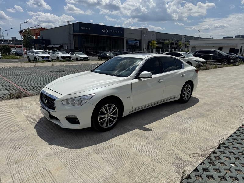 Infiniti Q50L, 2022 — купить в Тамбове под ключ