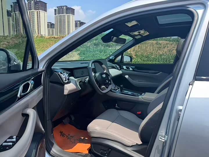 Geely Atlas L, 2025 — фото 4 из 9
