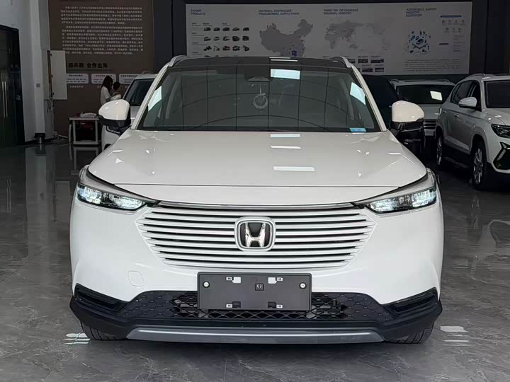 Honda Vezel, 2023 — фото 2 из 9