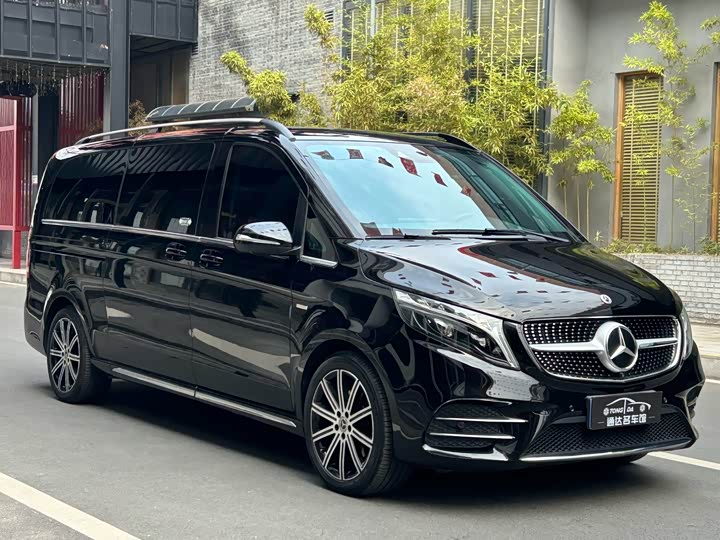 Mercedes-Benz V-Class, 2024 — фото 3 из 9