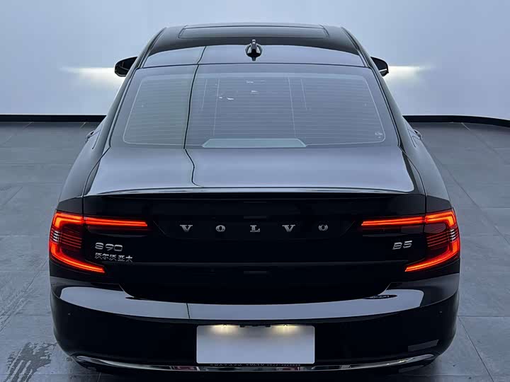 Volvo S90, 2024 — фото 5 из 9
