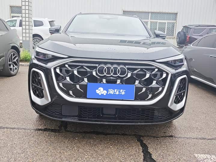 Audi Q5L, 2025 — фото 2 из 9