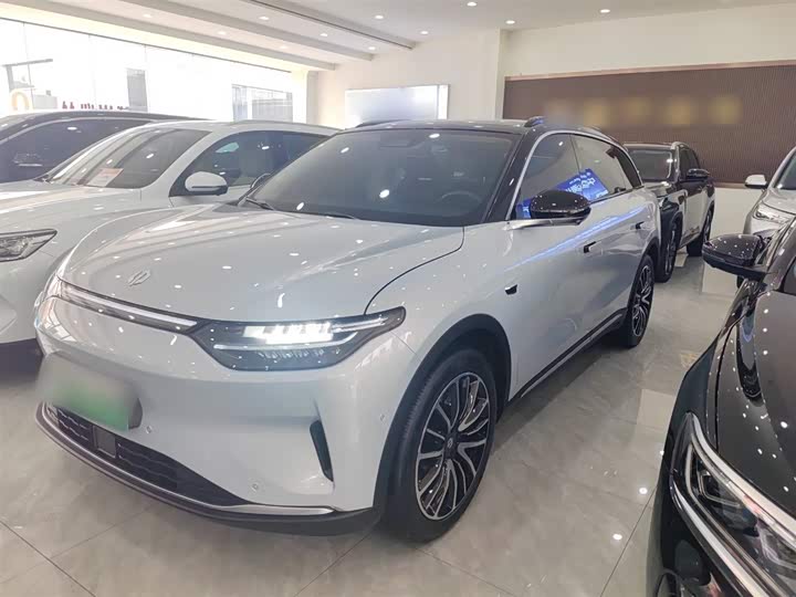 Leapmotor C11, 2023 — купить в Перми под ключ