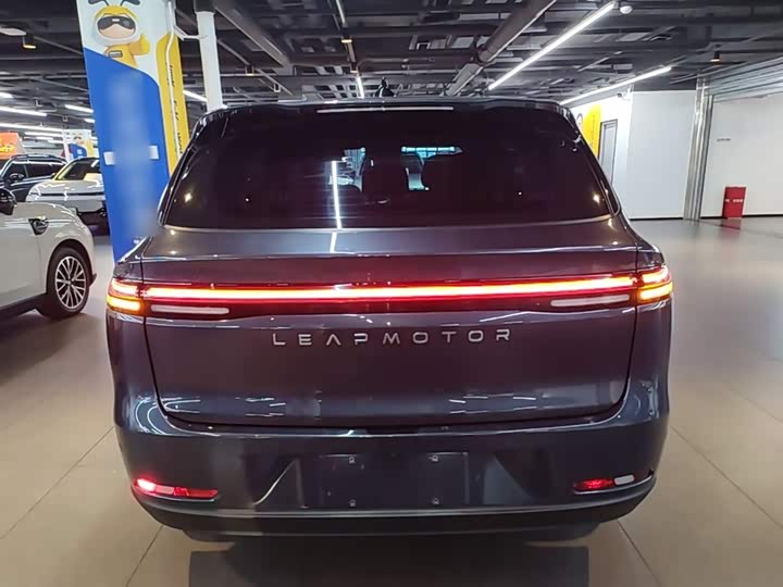 Leapmotor C10, 2025 — фото 6 из 9