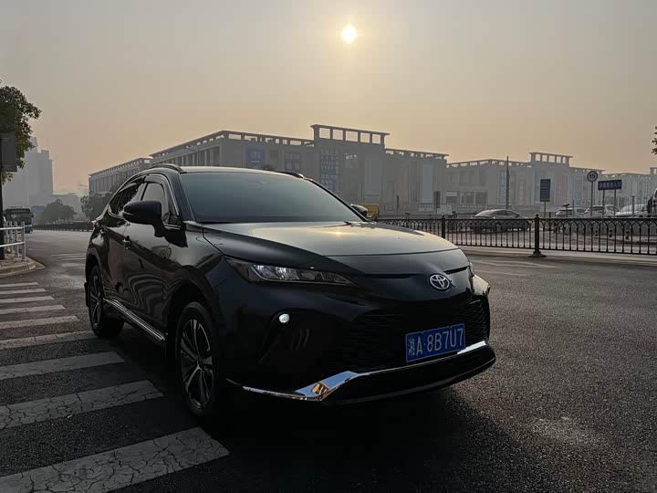 Toyota Venza, 2023 — купить в Иванове под ключ