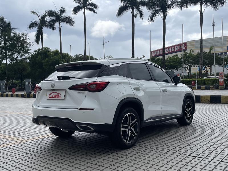 MG Motor One, 2023 — фото 7 из 12