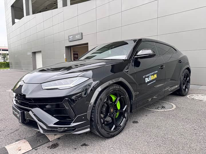 Lamborghini Urus, 2023 — купить в Твери под ключ