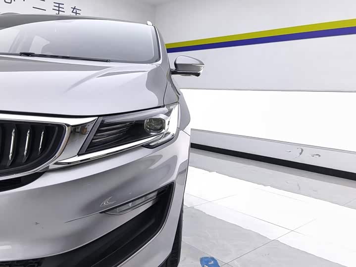 Geely Jiaji Hybrid, 2022 — фото 5 из 9