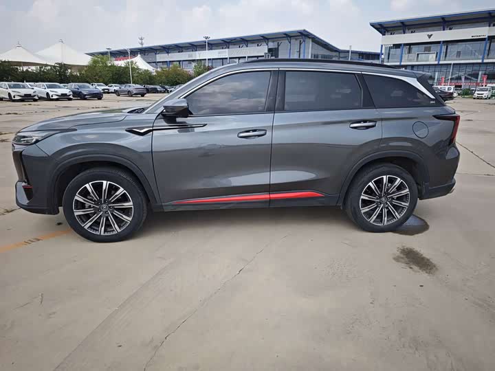 Changan CS75 Plus, 2022 — фото 3 из 9