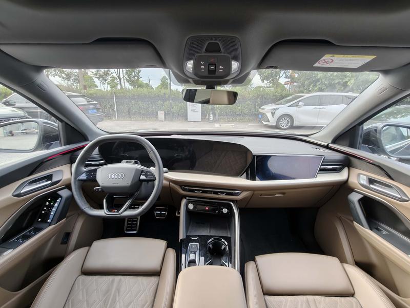 Audi Q5L, 2025 — фото 8 из 12