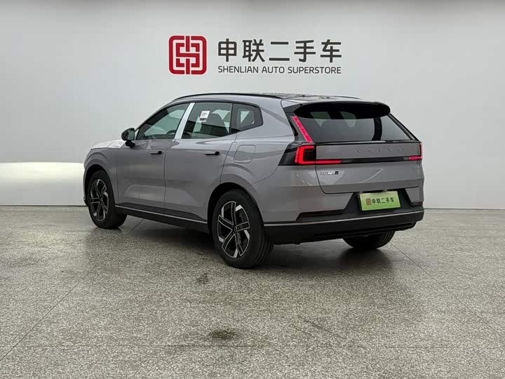 Volvo XC70 Hybrid, 2025 — фото 3 из 9