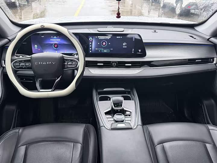 Chery Tiggo 8 Pro, 2023 — фото 8 из 9
