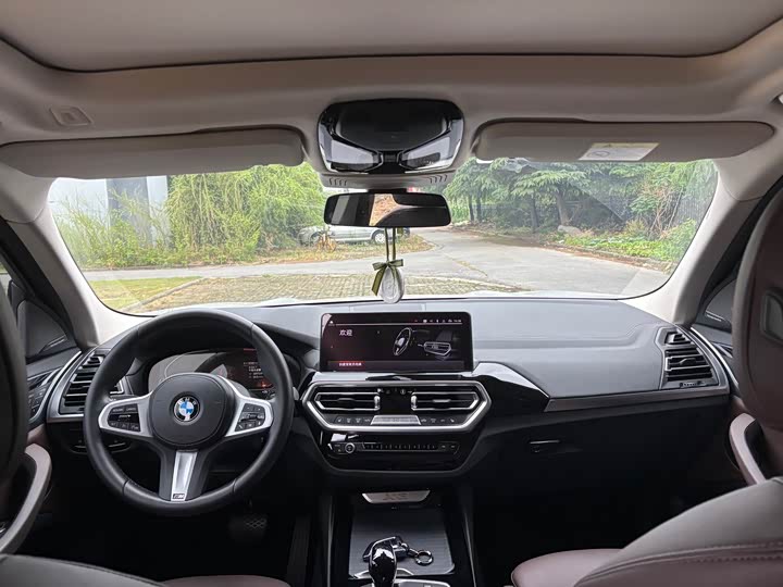 BMW X3, 2022 — фото 8 из 9