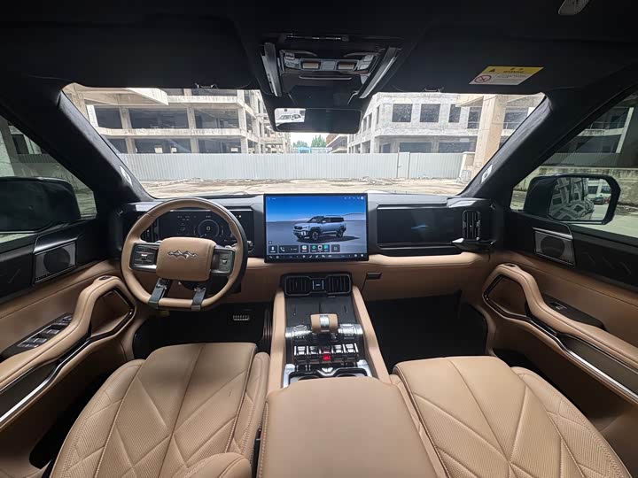 BYD FangChengBao Leopard 8, 2024 — фото 6 из 9