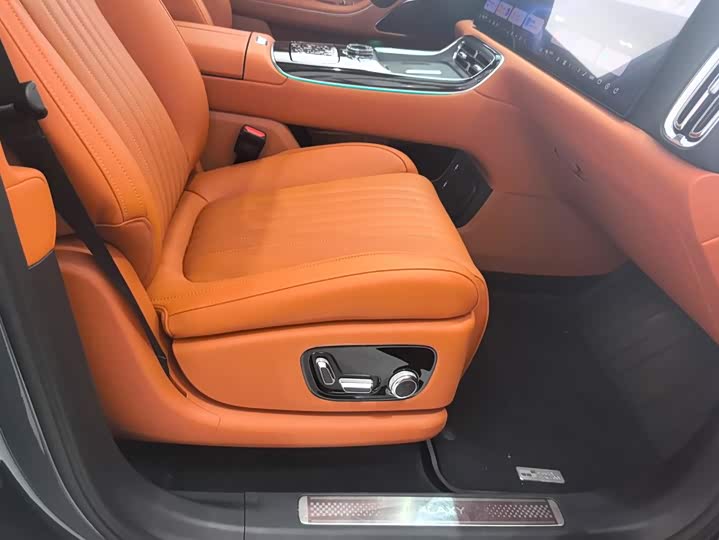 Geely Galaxy M9, 2026 — фото 8 из 9