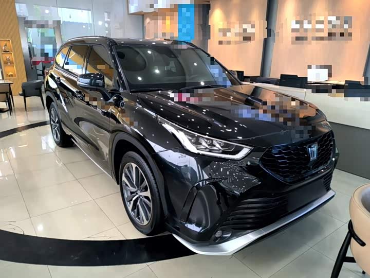 Toyota Crown Kluger, 2025 — фото 4 из 9