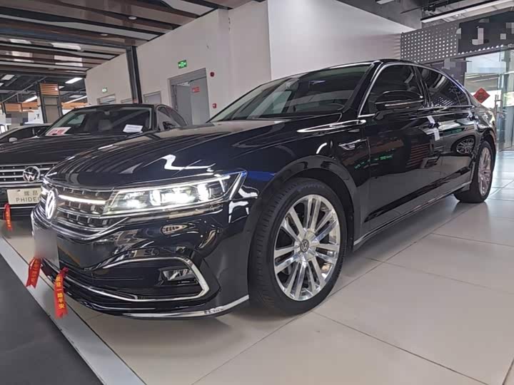 Volkswagen Phideon, 2022 — фото 2 из 9