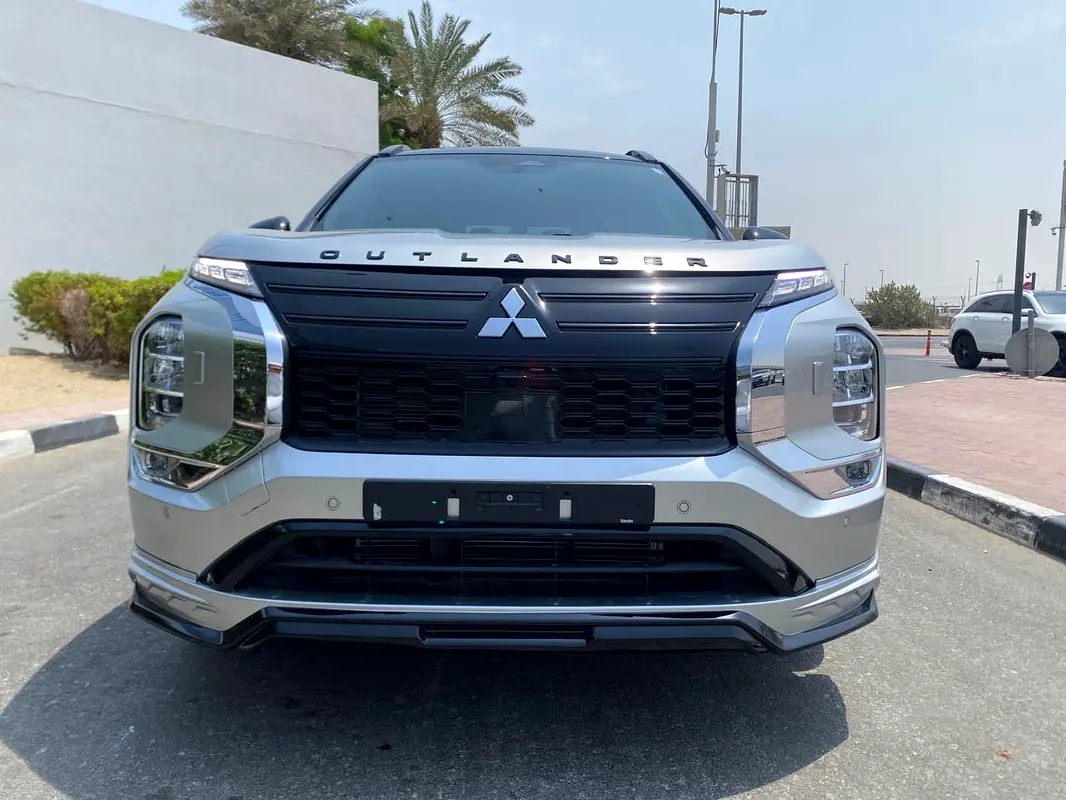 Mitsubishi Outlander, 2026