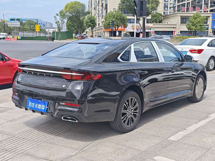 Geely Preface, 2026 — фото 4 из 9
