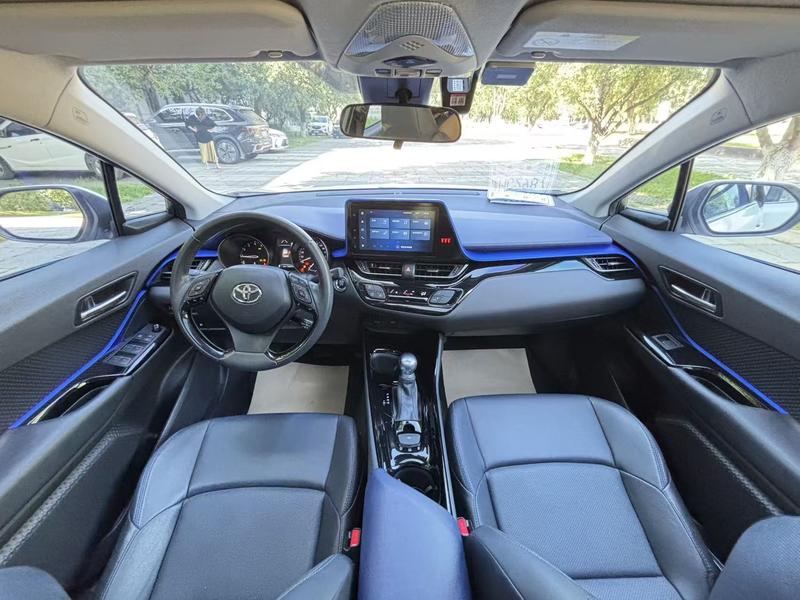 Toyota C-HR, 2021 — фото 7 из 10