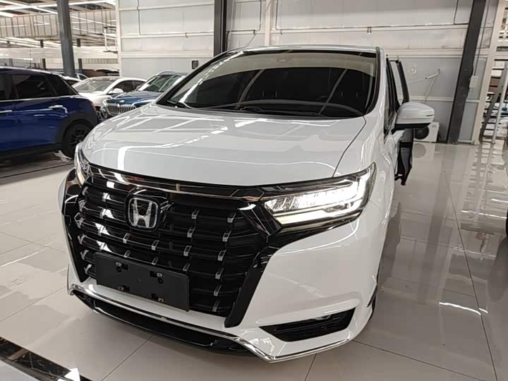 Honda Elysion, 2023 — купить в Москве под ключ