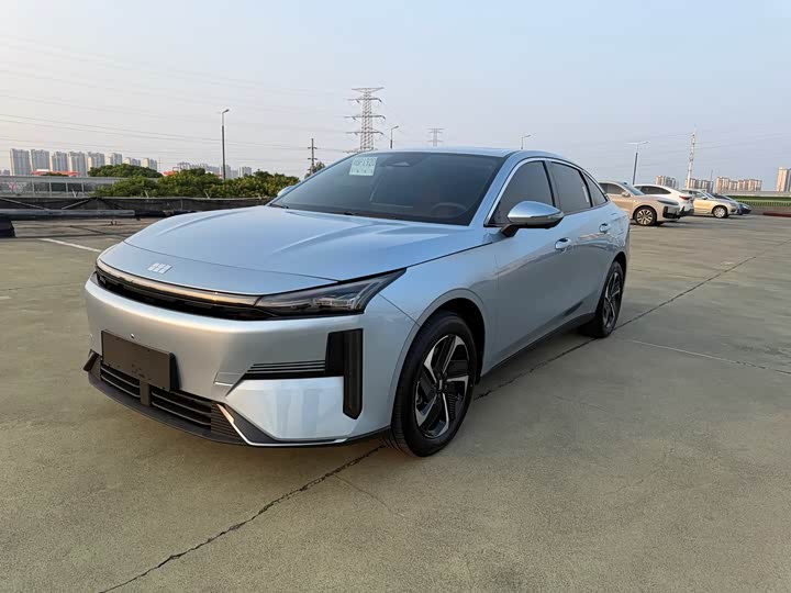 Geely Galaxy L6, 2025 — купить в Йошкар-Оле под ключ