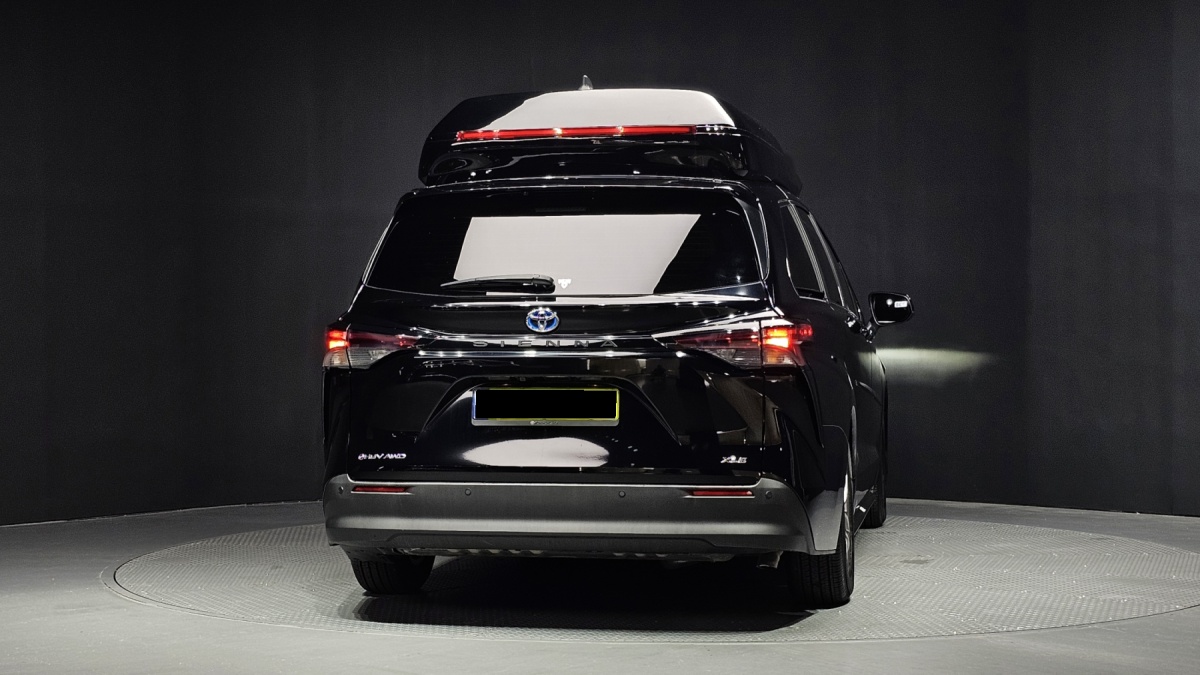 Toyota Sienna, 2025 — фото 4 из 12