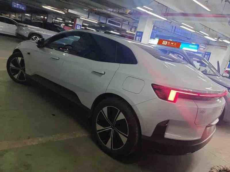 Polestar 4, 2024 — фото 3 из 8