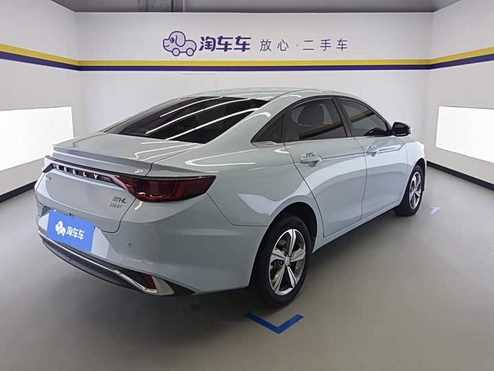 Geely Emgrand L Hi·P Hybrid, 2023 — фото 3 из 9
