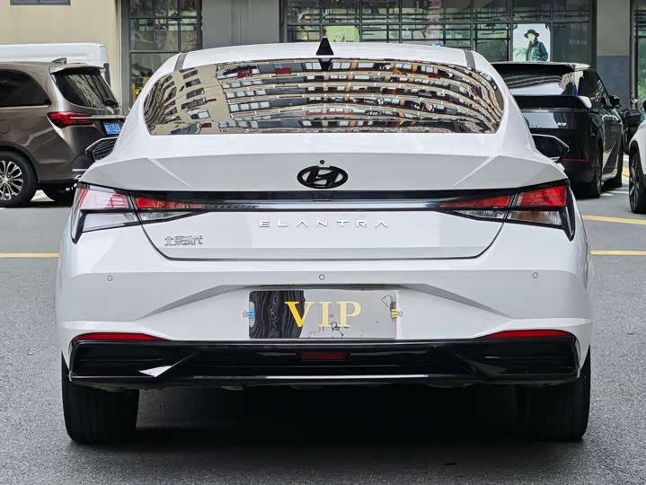 Hyundai Elantra N line, 2022 — фото 8 из 9
