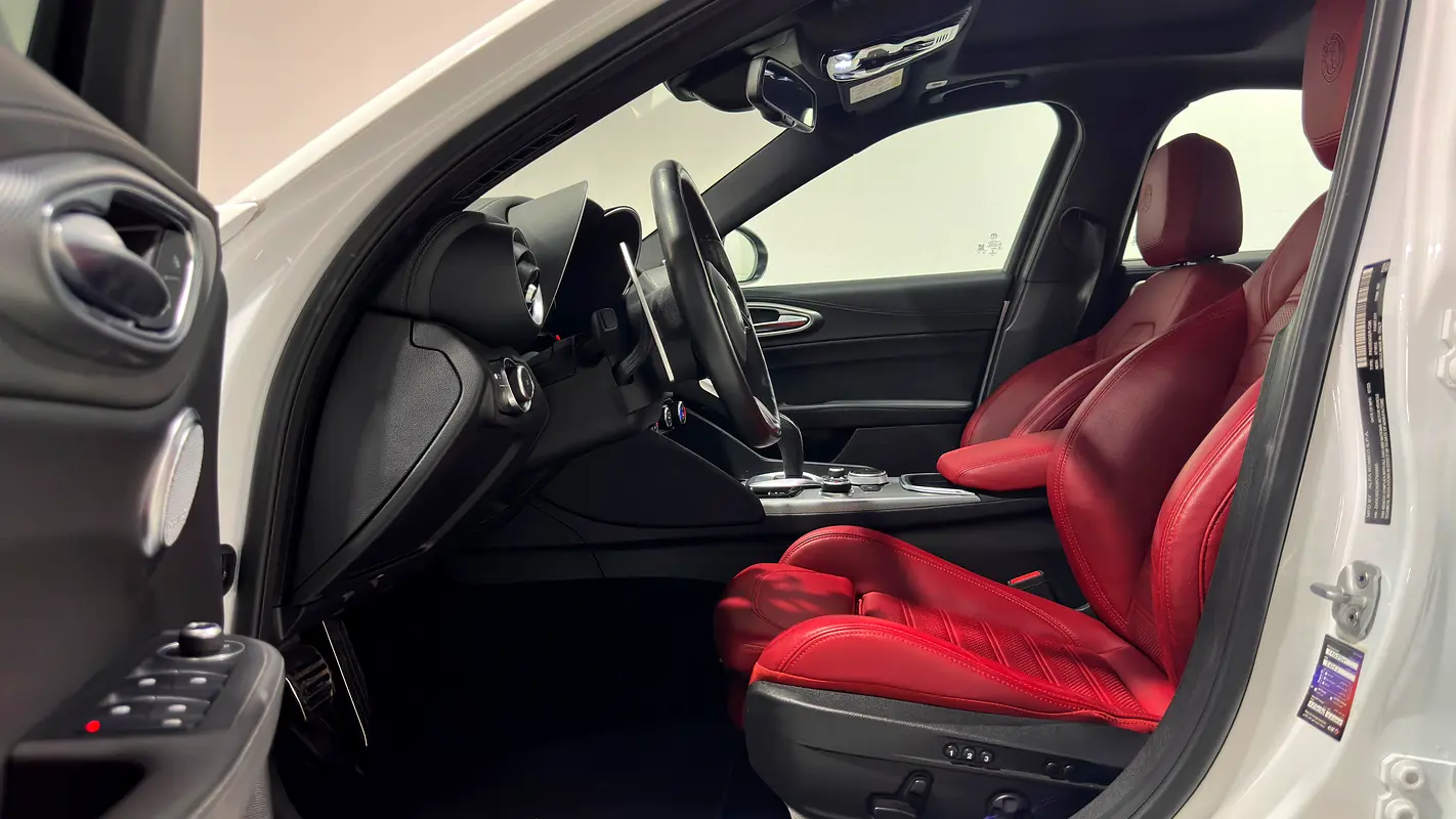 Alfa Romeo Giulia, 2024 — фото 10 из 10