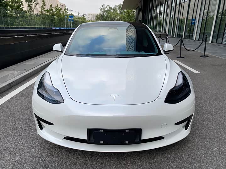 Tesla Model 3, 2023 — фото 6 из 9