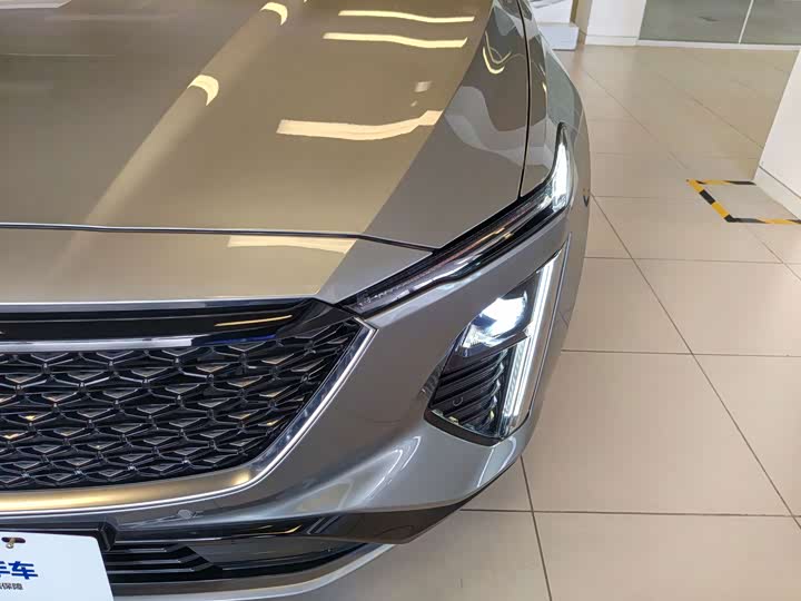 Cadillac GT4, 2023 — фото 6 из 9