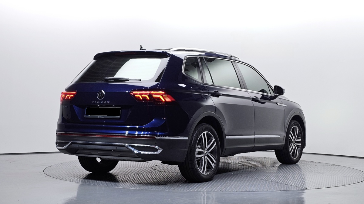 Volkswagen Tiguan, 2023 — фото 2 из 12