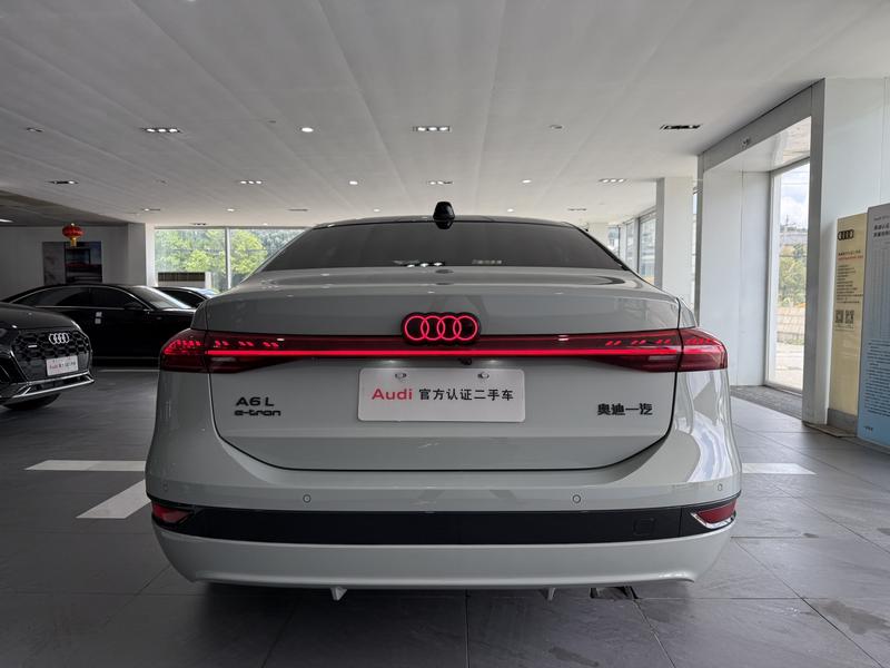 Audi A6L e-tron, 2025 — фото 5 из 12