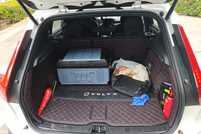 Volvo XC40, 2024 — фото 11 из 12