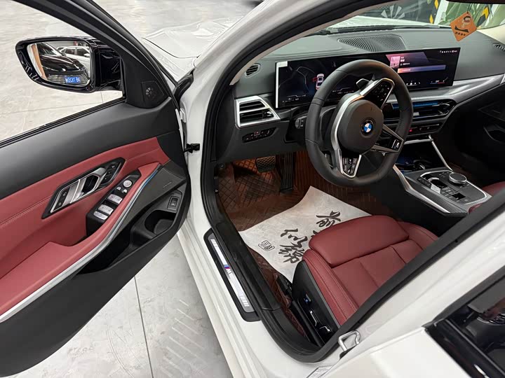 BMW 3 Series, 2023 — фото 7 из 9
