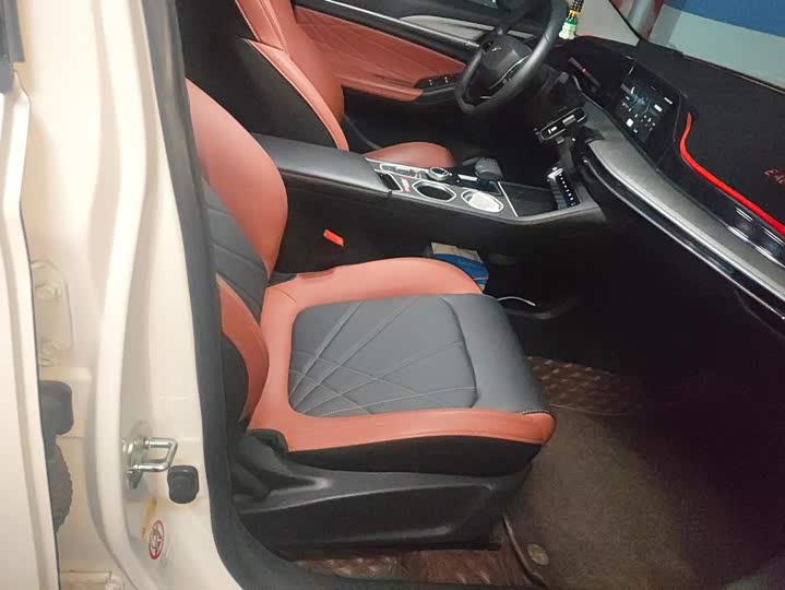 Changan Eado Plus, 2024 — фото 8 из 9