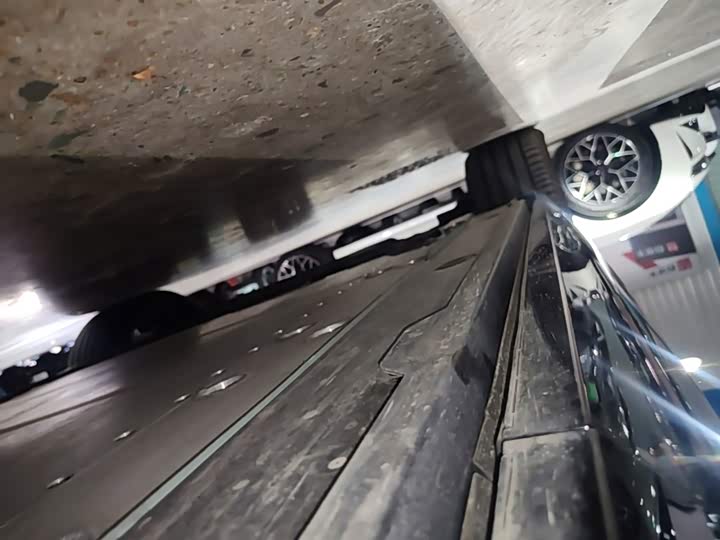 Zeekr Mix, 2025 — фото 8 из 9