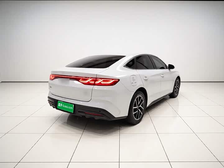 BYD Qin L, 2024 — фото 6 из 9