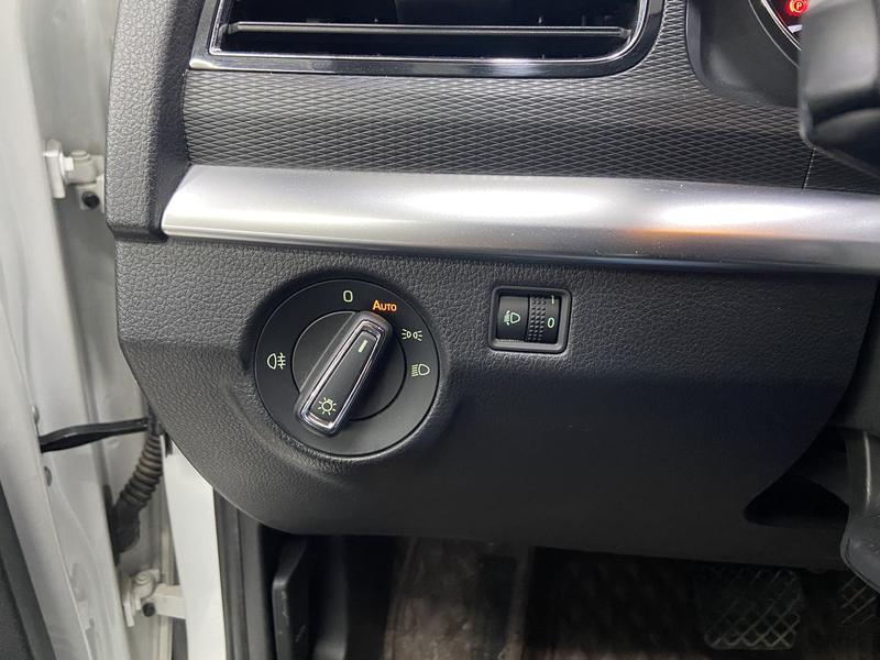 Skoda Kamiq, 2023 — фото 10 из 12