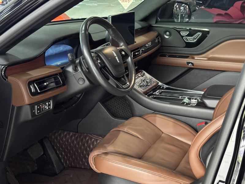 Lincoln Aviator, 2021 — фото 11 из 12