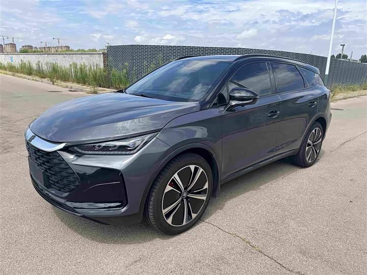 BYD Tang Hybrid/EV, 2023 — купить в Санкт-Петербурге под ключ