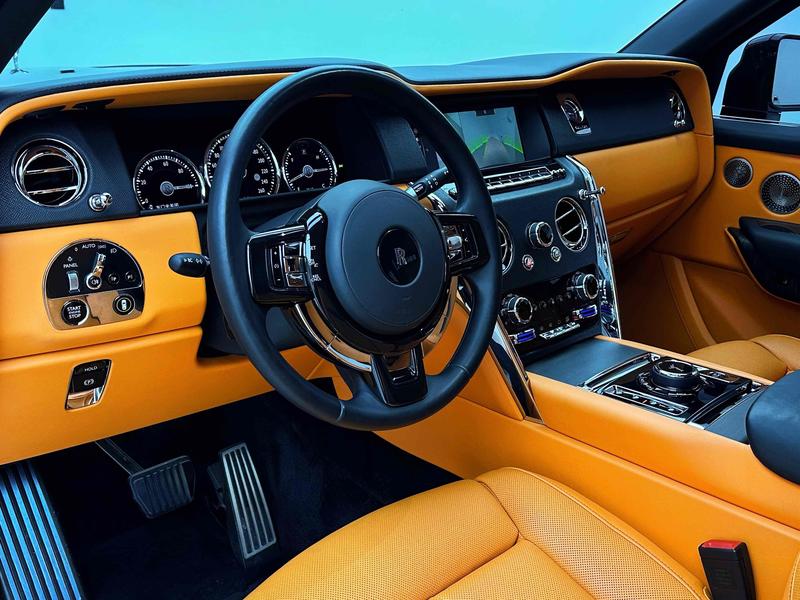 Rolls-Royce Cullinan, 2023 — фото 5 из 9