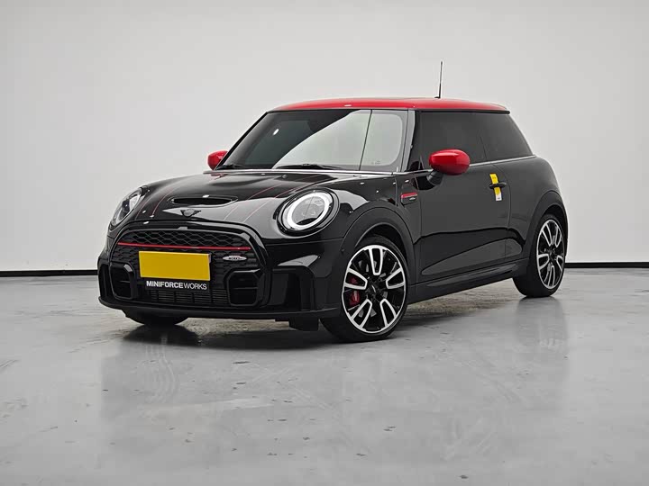 Mini Mini JCW, 2022 — купить в Воронеже под ключ