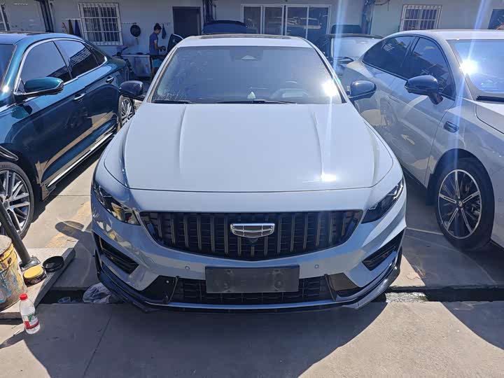 Geely Preface, 2023 — фото 2 из 9