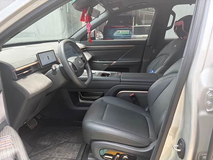 Dongfeng Yipai eπ 008, 2024 — фото 8 из 9