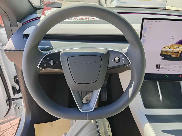 Tesla Model Y, 2026 — фото 4 из 9