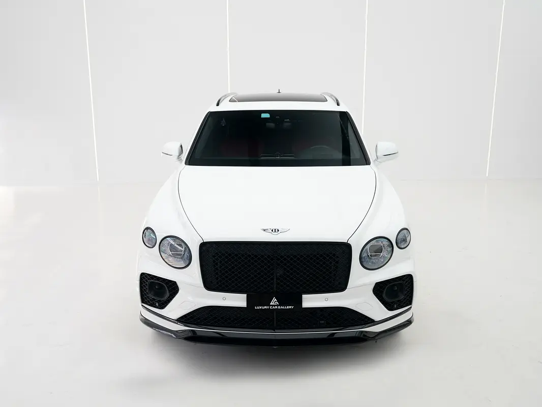 Bentley Bentayga, 2022 — фото 2 из 10