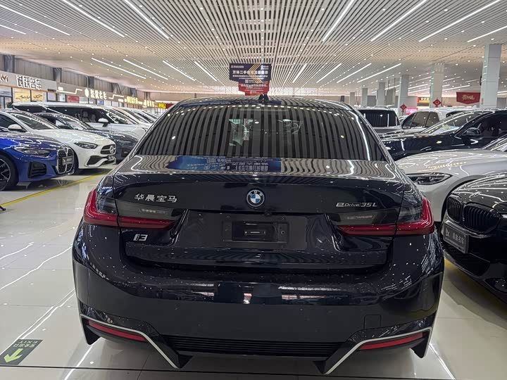 BMW i3, 2024 — фото 6 из 7